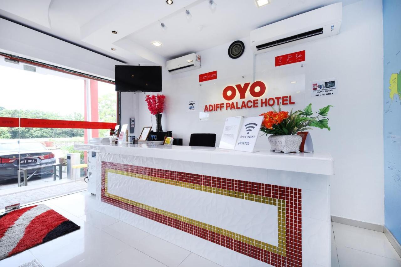 Super Oyo 414 Adiff Palace Hotel Sepang Exterior foto