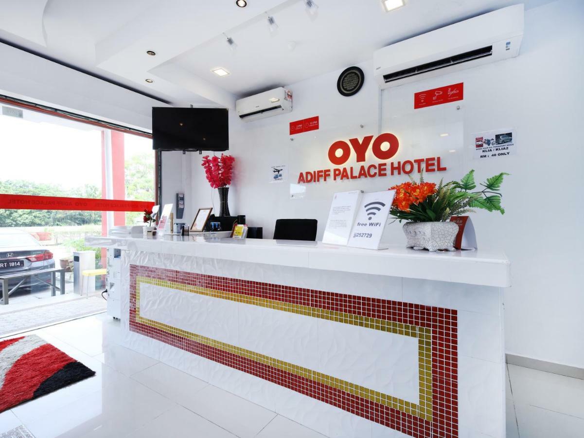 Super Oyo 414 Adiff Palace Hotel Sepang Exterior foto