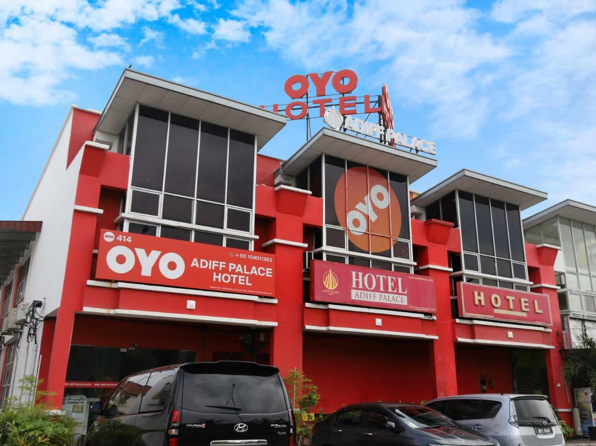 Super Oyo 414 Adiff Palace Hotel Sepang Exterior foto