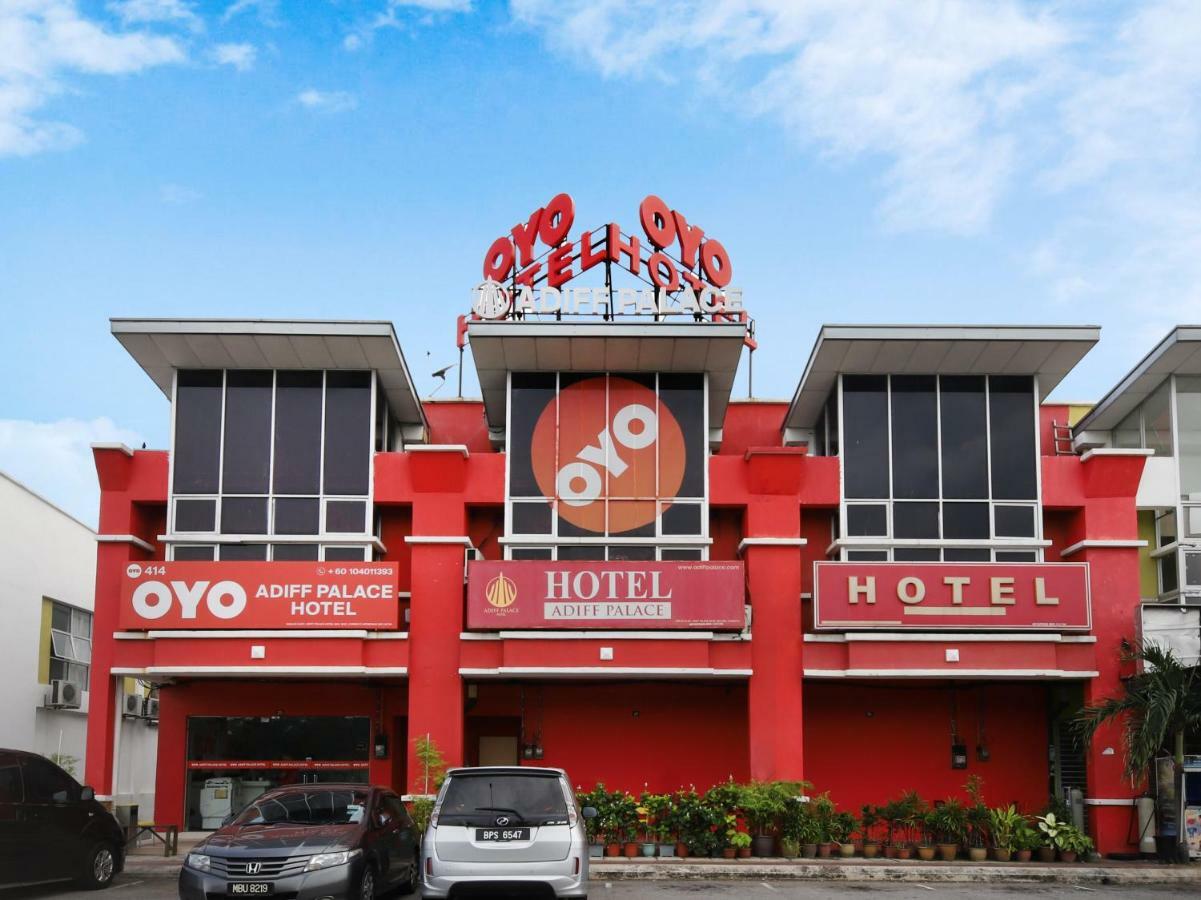 Super Oyo 414 Adiff Palace Hotel Sepang Exterior foto