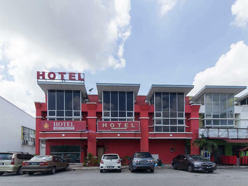 Super Oyo 414 Adiff Palace Hotel Sepang Exterior foto